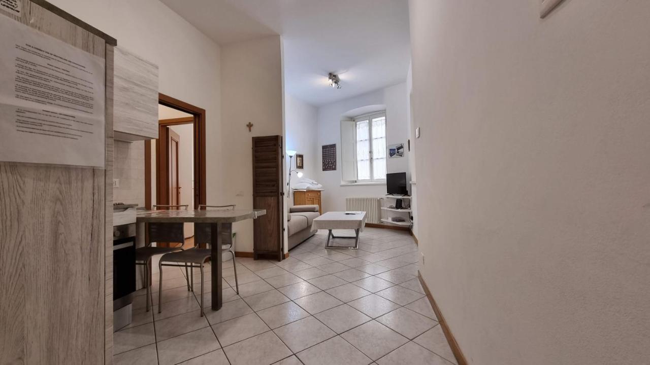 Al Trionfo 3 Apartment Trieste Luaran gambar