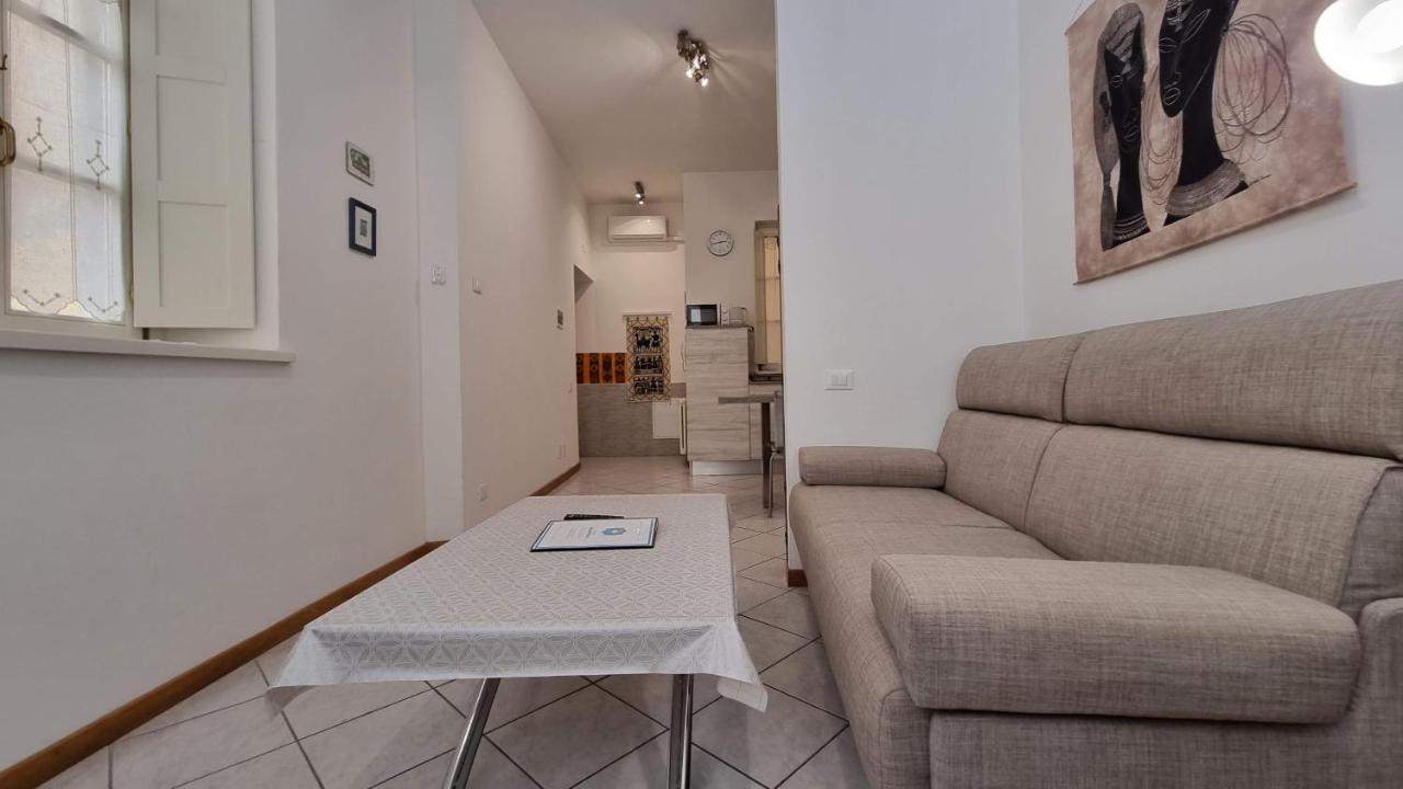 Al Trionfo 3 Apartment Trieste Luaran gambar